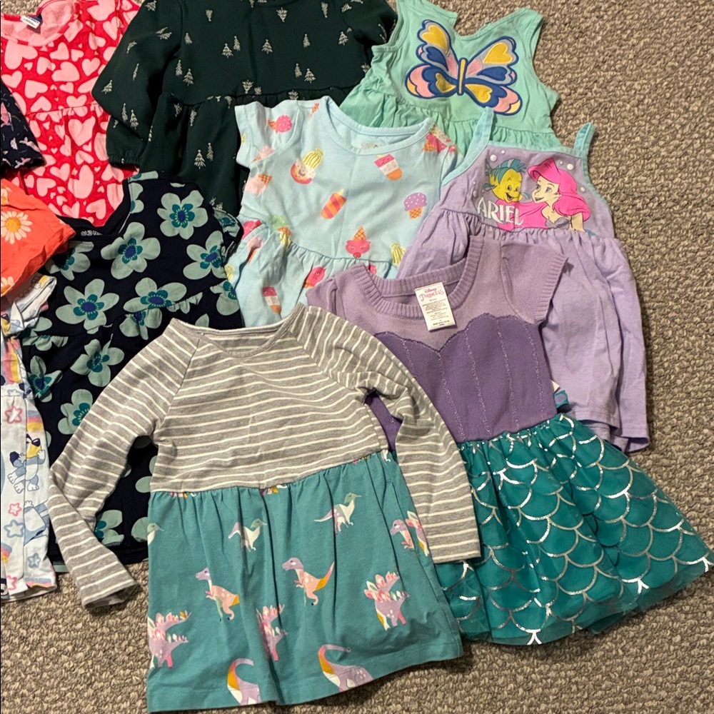 Girls Mixed Dress Lot - Colorful Floral & Character Prints - Picture 3 of 3
